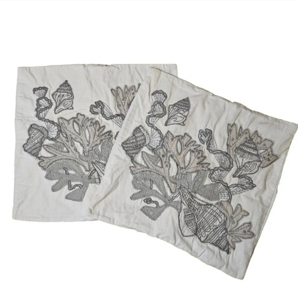 Pottery Barn Sea Life Home Decor Set Of 2 Pillow Covers